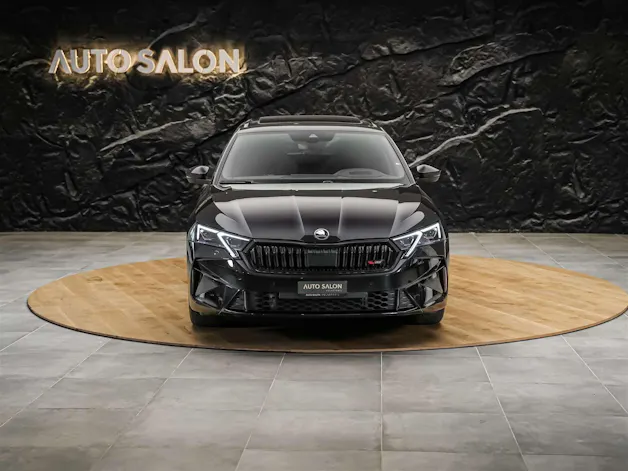 Škoda Octavia Combi 2.0 TSI DSG RS *Panorama*Canton Sound*Head-Up*