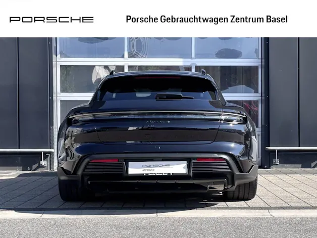 Porsche Taycan 4 Cross Turismo