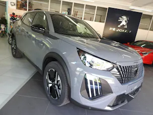 PEUGEOT 2008 1.2 MHEV 145 Allure