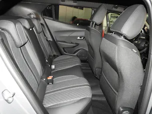 PEUGEOT 2008 1.2 MHEV 145 Allure