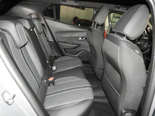 PEUGEOT 2008 1.2 MHEV 145 Allure