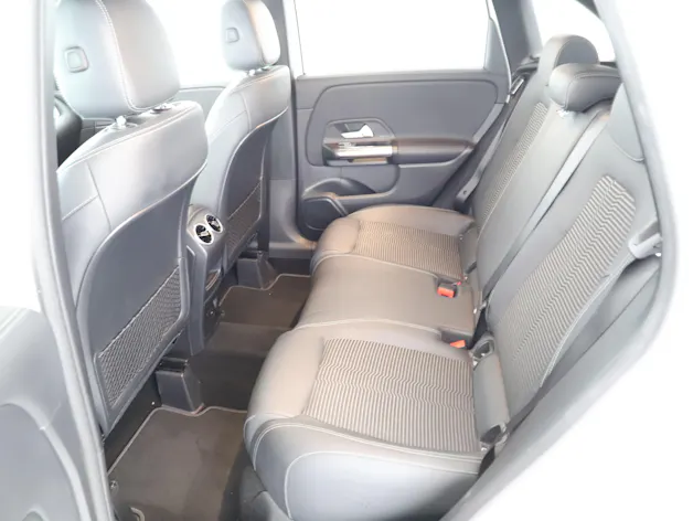 Mercedes-Benz B 220 d 4M Swiss Star