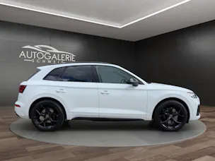 AUDI SQ5 TDI quattro | CH Fzg. | Gratis Service | 21" | Matrix LED | MMI Navi Plus Touch | Head Up | AHK |
