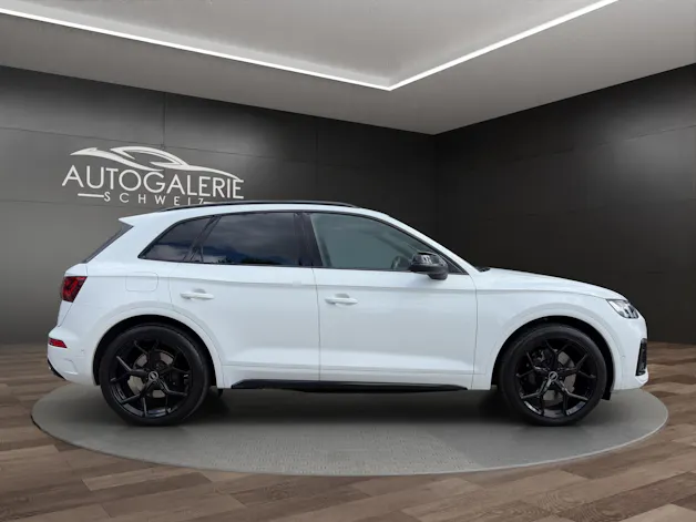 Audi SQ5 TDI quattro | CH Fzg. | Gratis Service | 21" | Matrix LED | MMI Navi Plus Touch | Head Up | AHK |