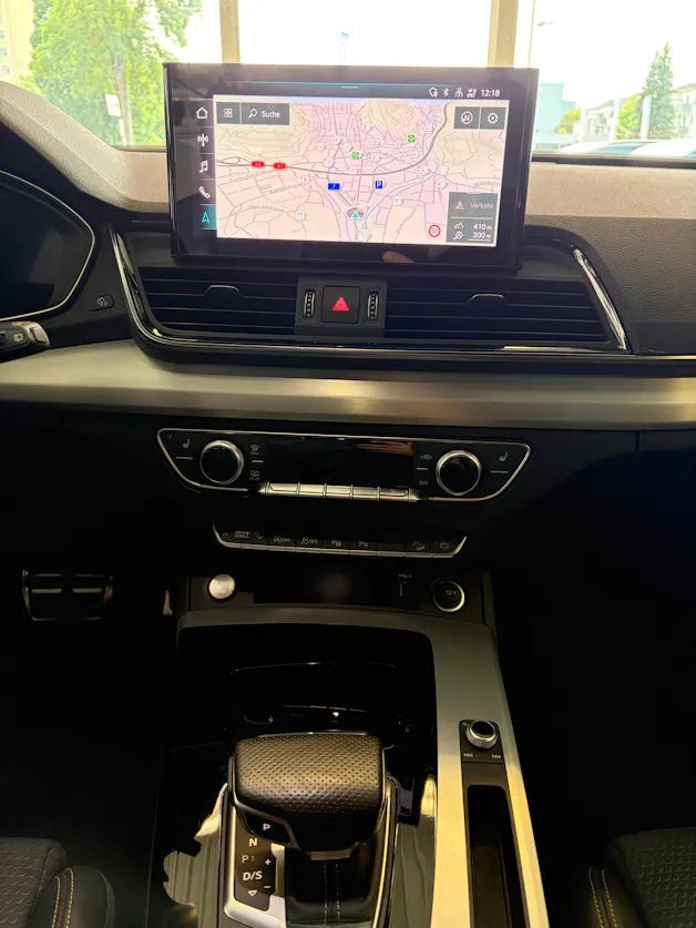 Audi SQ5 TDI quattro | CH Fzg. | Gratis Service | 21" | Matrix LED | MMI Navi Plus Touch | Head Up | AHK |