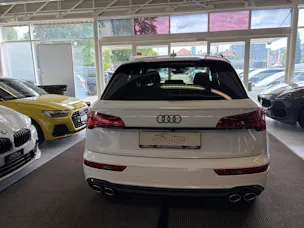 AUDI SQ5 TDI quattro | CH Fzg. | Gratis Service | 21" | Matrix LED | MMI Navi Plus Touch | Head Up | AHK |