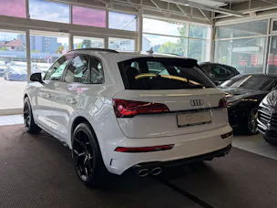 AUDI SQ5 TDI quattro | CH Fzg. | Gratis Service | 21" | Matrix LED | MMI Navi Plus Touch | Head Up | AHK |