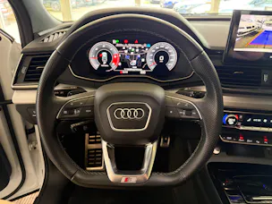 AUDI SQ5 TDI quattro | CH Fzg. | Gratis Service | 21" | Matrix LED | MMI Navi Plus Touch | Head Up | AHK |