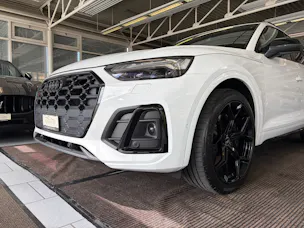 AUDI SQ5 TDI quattro | CH Fzg. | Gratis Service | 21" | Matrix LED | MMI Navi Plus Touch | Head Up | AHK |