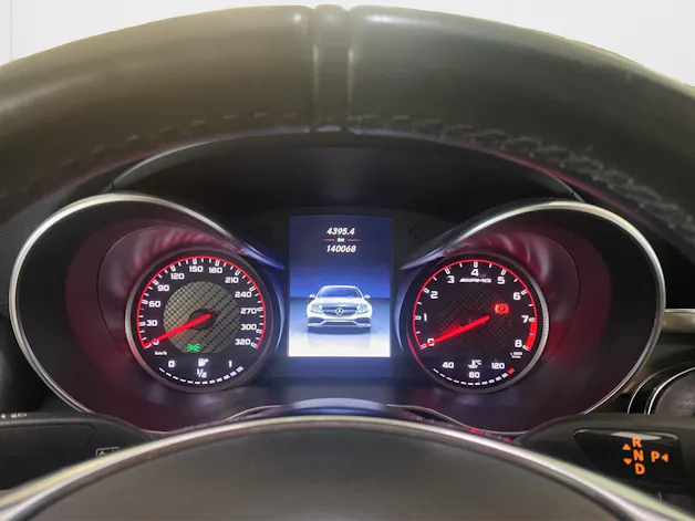 Mercedes-Benz C 63 S AMG Speedshift