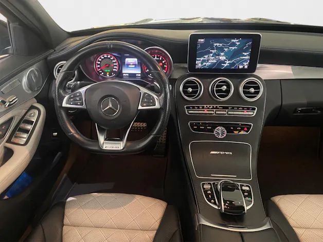 Mercedes-Benz C 63 S AMG Speedshift