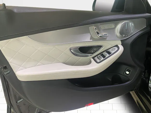 Mercedes-Benz C 63 S AMG Speedshift