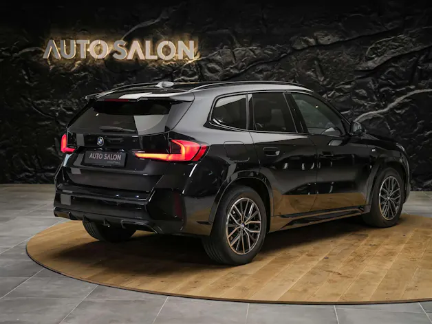 BMW X1 xDrive 23i M Sport *Abstandsregler*El. Sitze mit Memory*AHK*