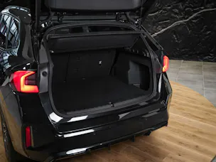 BMW X1 xDrive 23i M Sport *Abstandsregler*El. Sitze mit Memory*AHK*