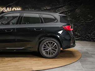 BMW X1 xDrive 23i M Sport *Abstandsregler*El. Sitze mit Memory*AHK*