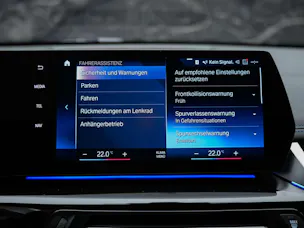 BMW X1 xDrive 23i M Sport *Abstandsregler*El. Sitze mit Memory*AHK*