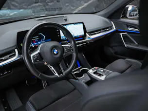 BMW X1 xDrive 23i M Sport *Abstandsregler*El. Sitze mit Memory*AHK*
