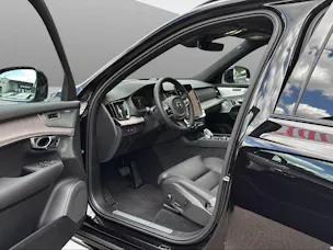VOLVO XC90 T8 AWD PluginHybrid Ultra Dark Geartronic