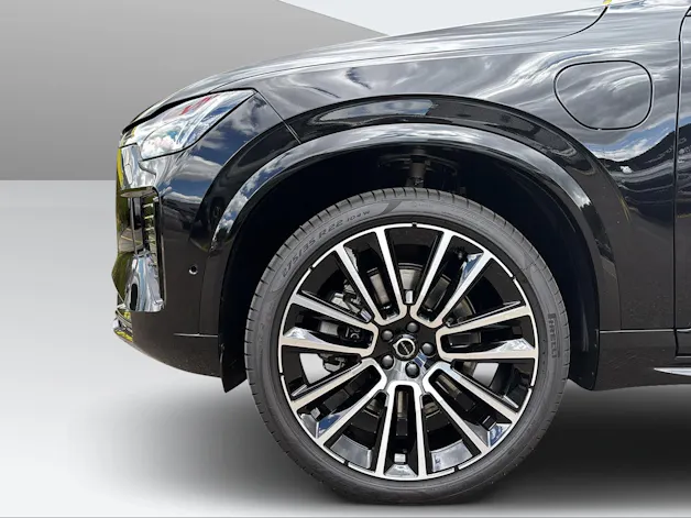 Volvo XC90 T8 AWD PluginHybrid Ultra Dark Geartronic