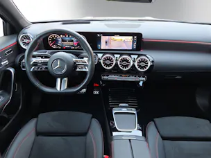 MERCEDES-BENZ A 220 Berline 4Matic 8G-DCT