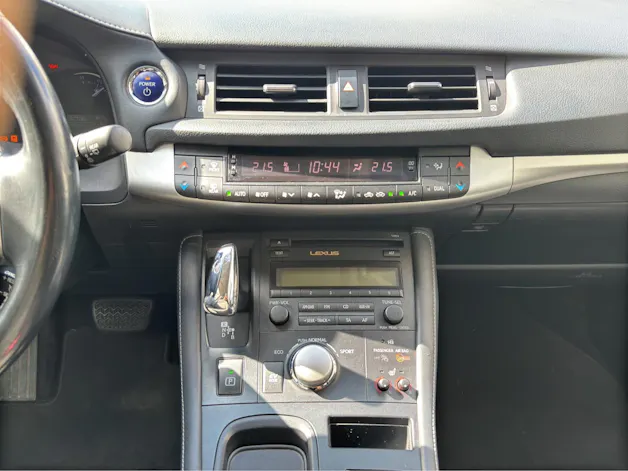 Lexus CT 200h 1.8 comfort