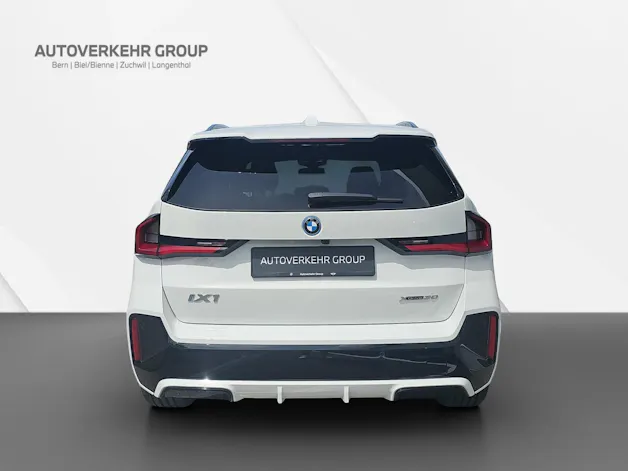BMW iX1 xDrive 30 M Sport
