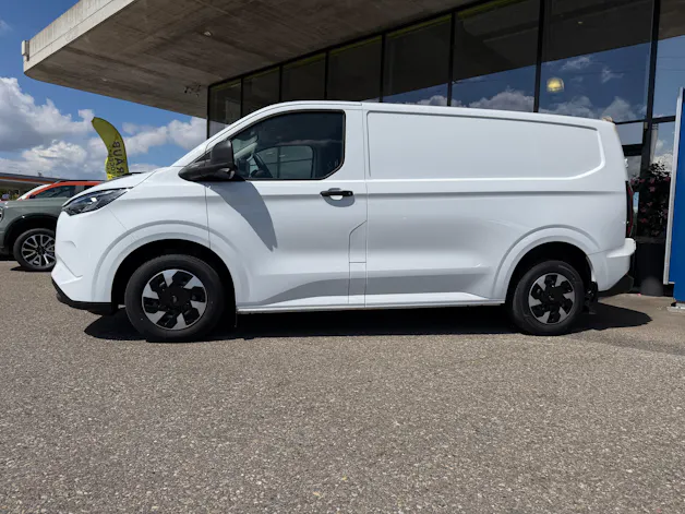 Ford Transit Custom Van 320 L1H1 65kWh Trend