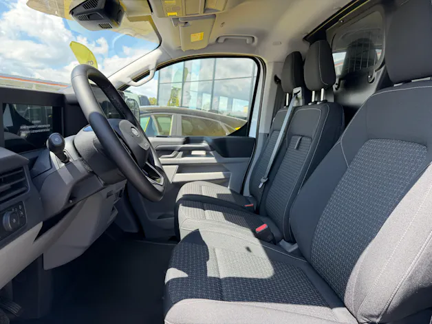 Ford Transit Custom Van 320 L1H1 65kWh Trend