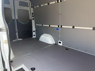 MERCEDES-BENZ Sprinter 317 CDI Standard 9G-TRONIC
