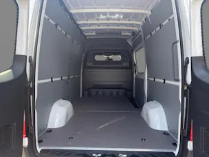 MERCEDES-BENZ Sprinter 317 CDI Standard 9G-TRONIC