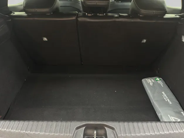 Renault Clio 1.6 E-Tech Intens