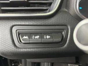 RENAULT Clio 1.6 E-Tech Intens