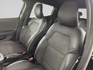 RENAULT Clio 1.6 E-Tech Intens