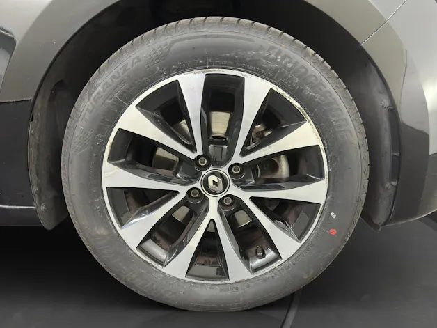 Renault Clio 1.6 E-Tech Intens