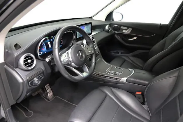Mercedes-Benz GLC 300 AMG Line 4Matic