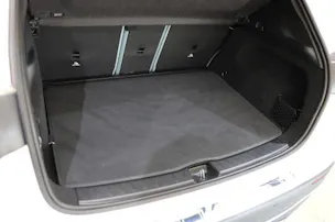 MERCEDES-BENZ GLA 200 7G-DCT