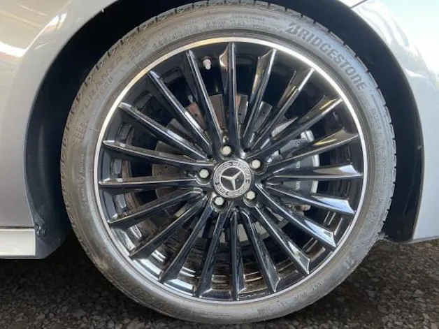 Mercedes-Benz CLA 220 4Matic 8G-DCT
