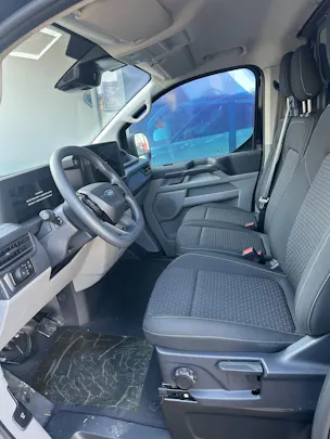 FORD Transit Custom Van 320 L1 2.0 EcoBl Trend/136CV/Aut.