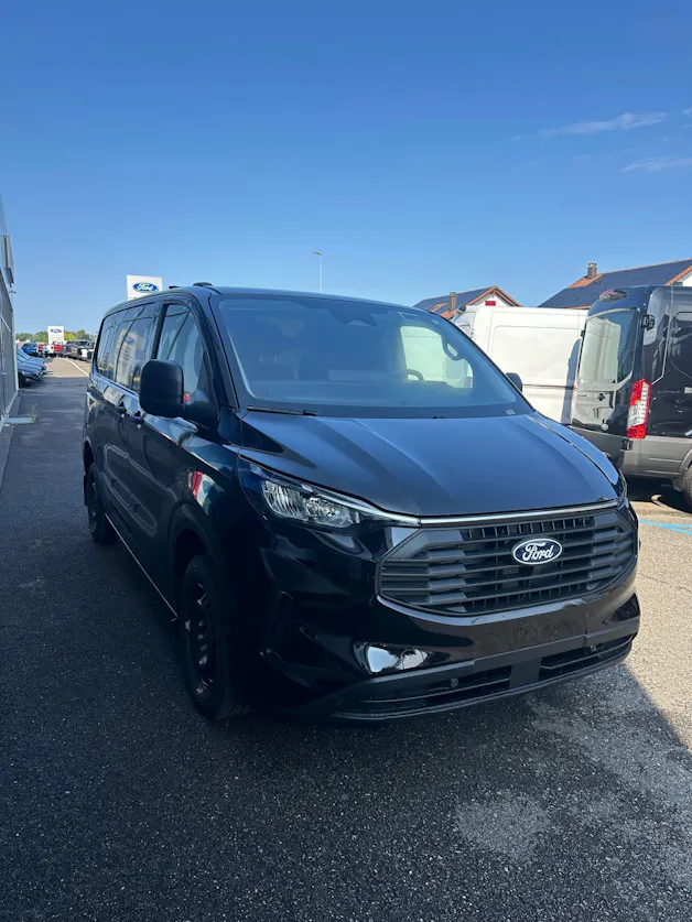 FORD Transit Custom Van 320 L1 2.0 EcoBl Trend/136CV/Aut.