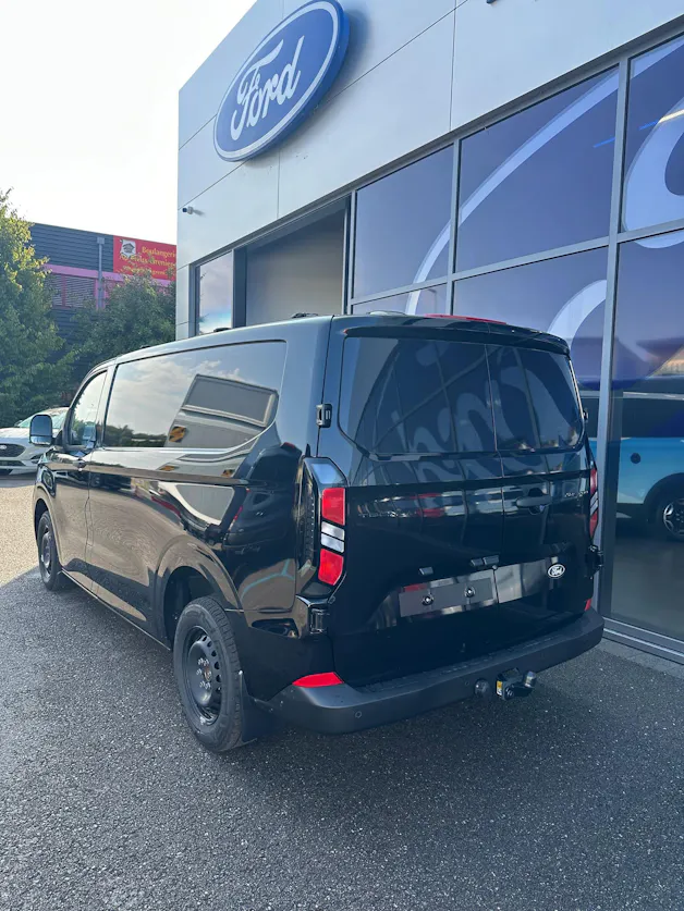 FORD Transit Custom Van 320 L1 2.0 EcoBl Trend/136CV/Aut.