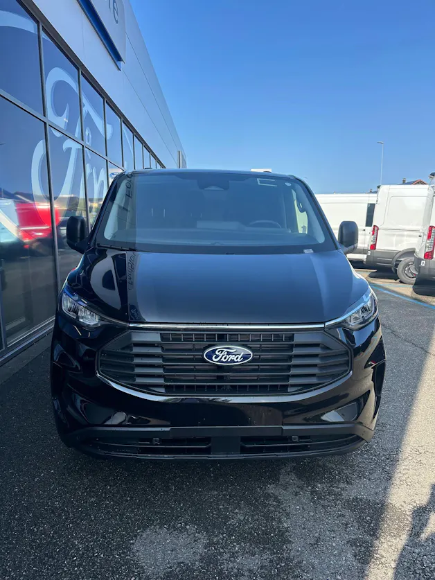 FORD Transit Custom Van 320 L1 2.0 EcoBl Trend/136CV/Aut.