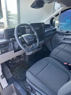 FORD Transit Custom Van 320 L1 2.0 EcoBl Trend/136CV/Aut.