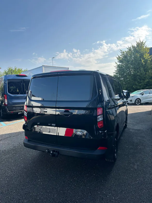 FORD Transit Custom Van 320 L1 2.0 EcoBl Trend/136CV/Aut.