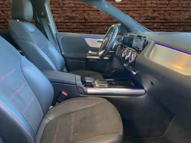 Mercedes-Benz GLA 250e AMG Line 8G-DCT