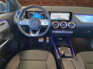 MERCEDES-BENZ GLA 250e AMG Line 8G-DCT