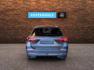 MERCEDES-BENZ GLA 250e AMG Line 8G-DCT