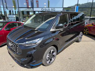 FORD Tourneo Bus 320 L1H1 Sport Automat 4x4