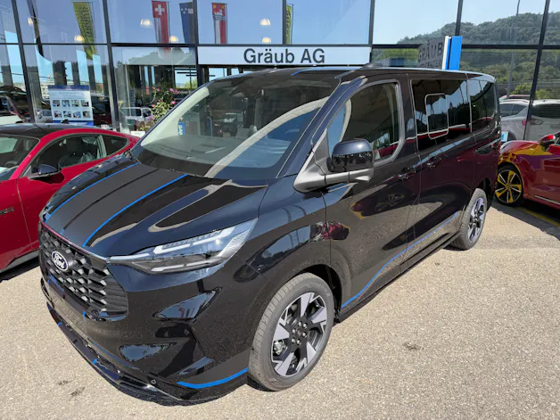 Ford Tourneo Bus 320 L1H1 Sport Automat 4x4