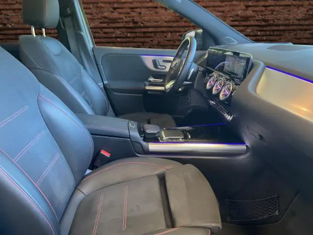 Mercedes-Benz GLA 250 AMG Line