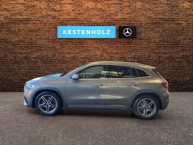 Mercedes-Benz GLA 250 AMG Line